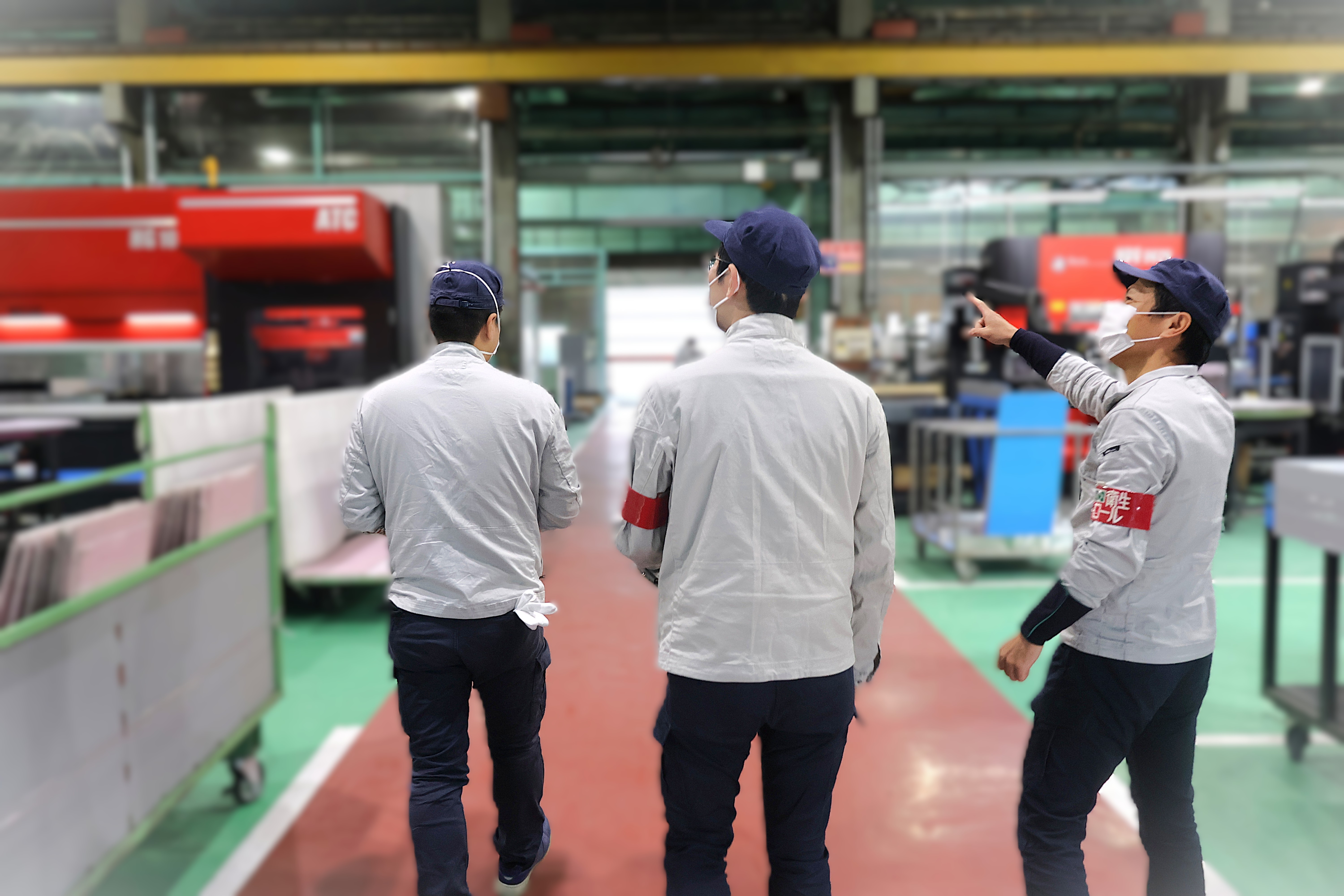 安全に配慮した現場で柔軟に働く従業員